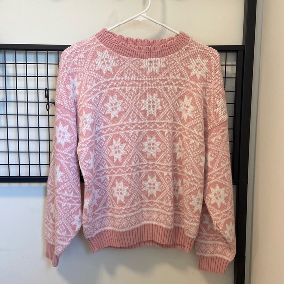 NWOT | Women’s patterned sweater — medium - Picture 1 of 4